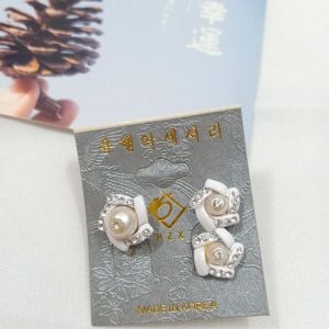 Rose Earring With Pearl